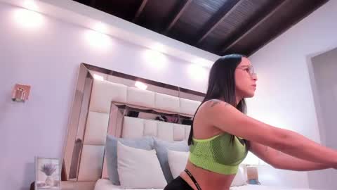 Snapshot of charolnox chatting on 05.19.26 Charol online show from 05.19.26