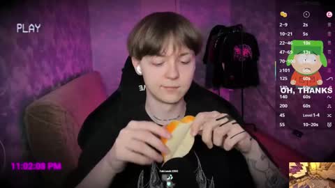 Snapshot of charonbaby1 chatting on 03.10.25 lynxy online show from 03.10.25