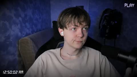 Snapshot of charonbaby1 chatting on 09.21.25 lynxy online show from 09.21.25