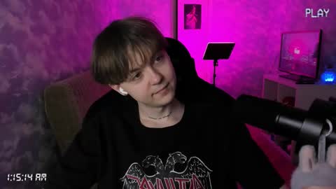 Snapshot of charonbaby1 chatting on 10.26.25 lynxy online show from 10.26.25