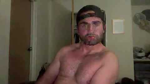 Snapshot of chasdown22 chatting on 10.09.25 check cock go online show from 10.09.25