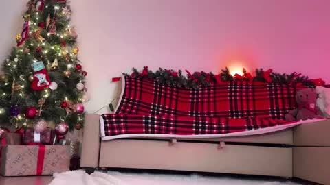 JASMINE   usually going live about 2 am UTC  online show from 01.07.25