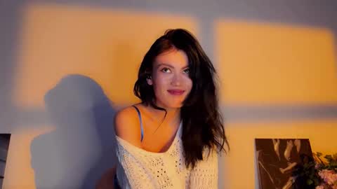 JASMINE   usually going live about 2 am UTC  online show from 02.03.26