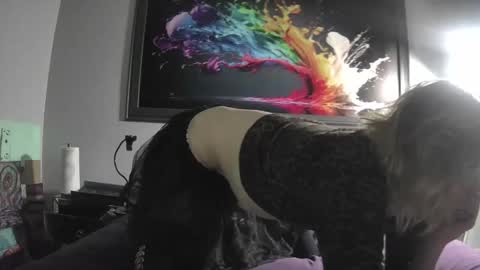 Sarah online show from 10.25.25