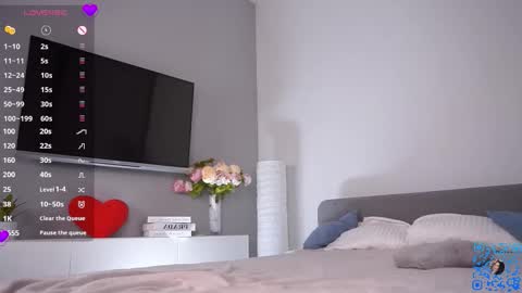 Lia online show from 02.20.26