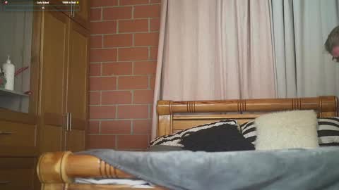 Snapshot of cheeseburgerjesus chatting on 01.24.25 Cheesburger Jesus and whoever showed up. online show from 01.24.25