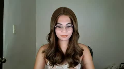 Snapshot of chelly4u69 chatting on 06.26.26 chelly4u69 online show from 06.26.26