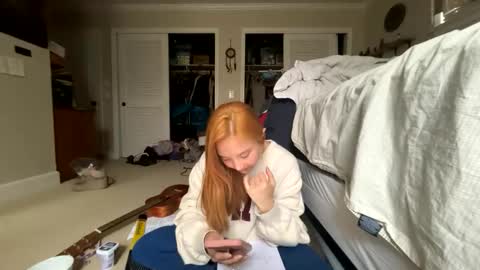 chellybear101 online show from 02.17.26