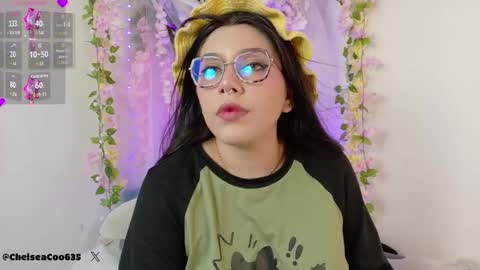 Snapshot of chelsea_coo chatting on 10.03.25 Chelsea online show from 10.03.25