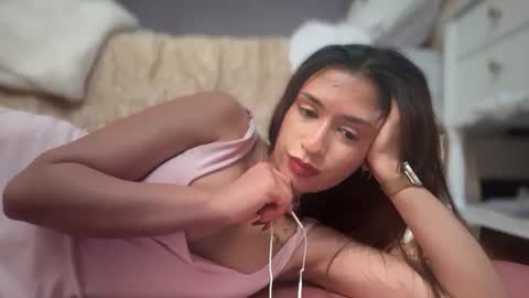 cherliecarmen online show from 11.12.25