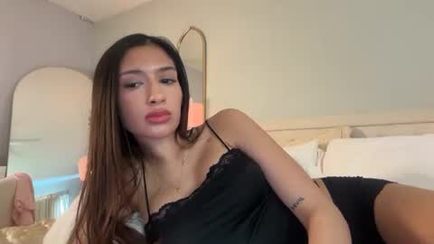 cherliecarmen online show from 04.19.26