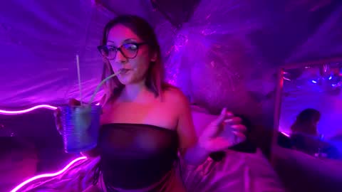 cherrieamaretto online show from 09.10.25