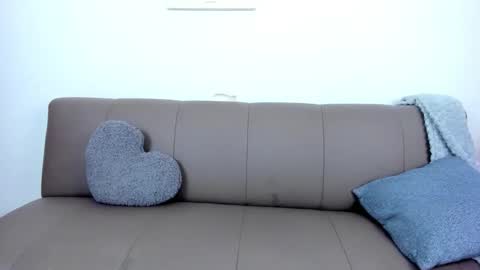 Snapshot of cherry_blossom77 chatting on 12.19.25 cherry_blossom77 online show from 12.19.25