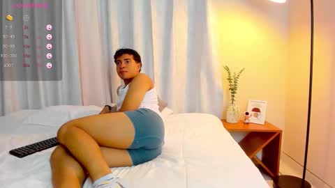 Snapshot of cherry_blossom77 chatting on 01.12.26 cherry_blossom77 online show from 01.12.26