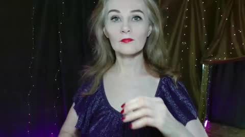 Snapshot of cherry_blossomsx chatting on 11.21.25 thanks guys see you tomorrow online show from 11.21.25