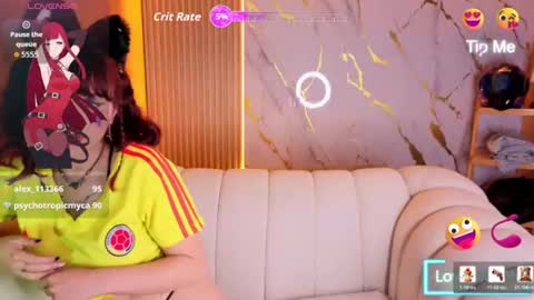 Snapshot of cherry_tf chatting on 06.18.26 Cherry online show from 06.18.26