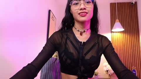 Snapshot of cherry_vixen_ chatting on 06.06.26 Sery online show from 06.06.26