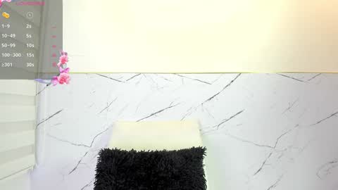 Snapshot of cherry_welll chatting on 12.11.24 Cherry Conection 11pm-6am Colombia time online show from 12.11.24