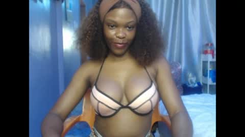 Snapshot of cherry_xchaos chatting on 05.14.26 Sophie online show from 05.14.26