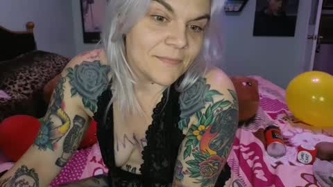 CherryBombBomb online show from 12.07.24