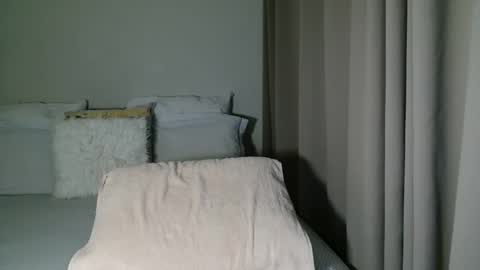 Snapshot of cherrybabexx chatting on 10.25.25 Cherrybabe online show from 10.25.25