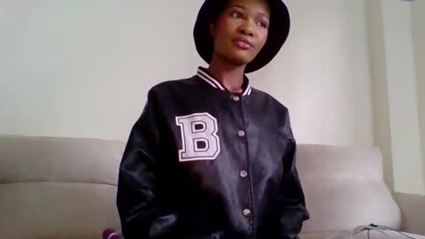 Snapshot of cherryblossom2002 chatting on 02.13.26 Cherryblossom2002 online show from 02.13.26