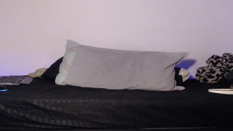 Snapshot of cherryhottie05 chatting on 02.02.26 Andres cherry online show from 02.02.26