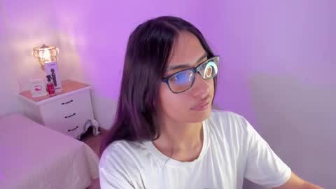 Snapshot of cherrylady2 chatting on 11.09.25 Cherry online show from 11.09.25