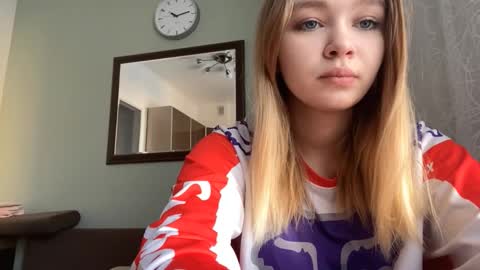 Snapshot of cherryleija chatting on 02.04.26 Lei online show from 02.04.26