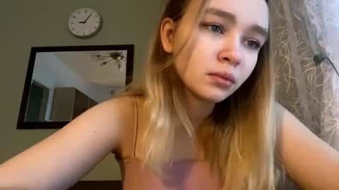 Snapshot of cherryleija chatting on 02.06.26 Lei online show from 02.06.26