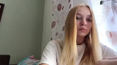 Snapshot of cherryleija chatting on 07.18.26 Lei online show from 07.18.26