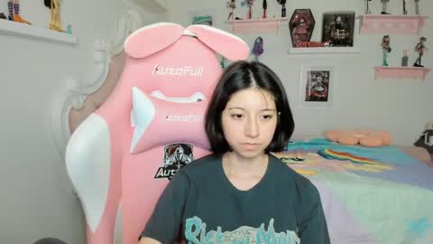 Snapshot of cherrymafer666 chatting on 04.24.26 cherrycute666 online show from 04.24.26