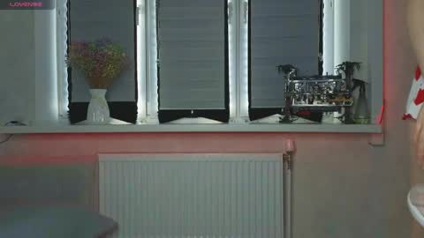 Lysia online show from 04.12.26