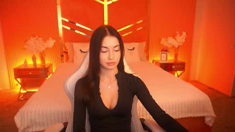 cherryylulu online show from 10.28.25