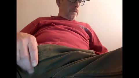 Snapshot of chevy69 chatting on 10.30.25 chevy69 online show from 10.30.25