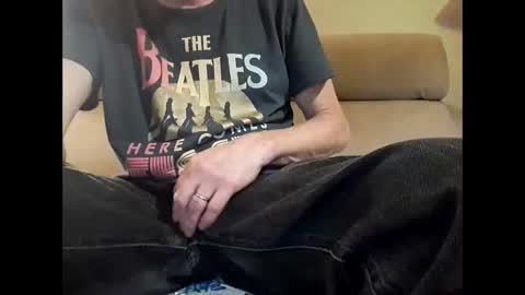 Snapshot of chevy69 chatting on 11.20.25 chevy69 online show from 11.20.25