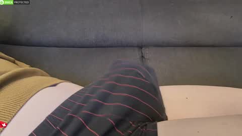 Snapshot of chezmonsieur_g chatting on 03.06.26 Grey online show from 03.06.26