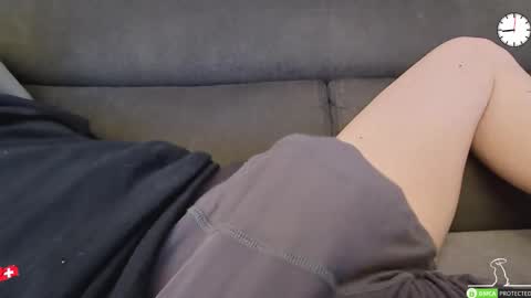 Snapshot of chezmonsieur_g chatting on 03.14.26 Grey online show from 03.14.26