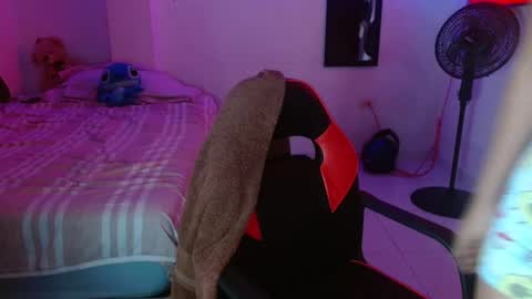 Snapshot of chiara_20 chatting on 02.09.26 Airam online show from 02.09.26