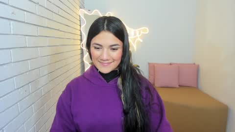 Snapshot of chiara_tay chatting on 02.08.25 Chiara online show from 02.08.25