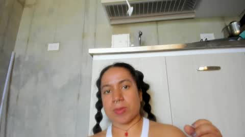 Snapshot of chiarafustox chatting on 04.24.26 Chiara fustox online show from 04.24.26