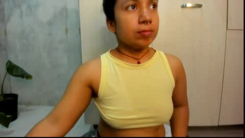 Snapshot of chiarafustox chatting on 05.12.26 Chiara fustox online show from 05.12.26