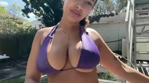 Snapshot of chiaraluxe chatting on 03.02.26 Chiara Luxe online show from 03.02.26