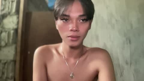 Snapshot of chichay_addams chatting on 11.16.25 Addams online show from 11.16.25