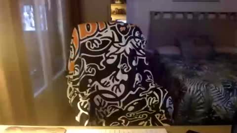 chicocam1983 online show from 02.15.25