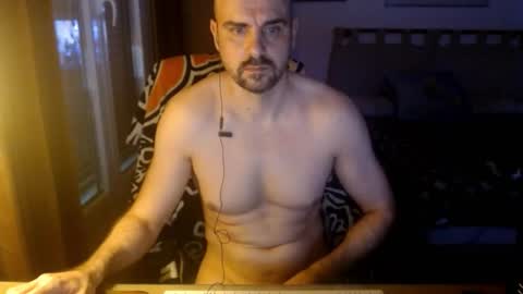 chicocam1983 online show from 10.26.25