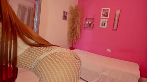 Snapshot of chicos_sexy chatting on 11.26.25 chicos_sexy online show from 11.26.25