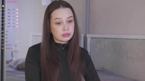 Nicole online show from 04.04.26