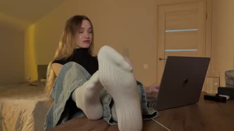 Snapshot of chillgoddess chatting on 07.10.26 Goddess Vika - owner of all ur money online show from 07.10.26