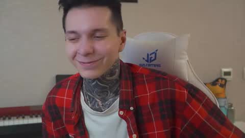 Snapshot of chillguy2k chatting on 01.11.25 Rick online show from 01.11.25